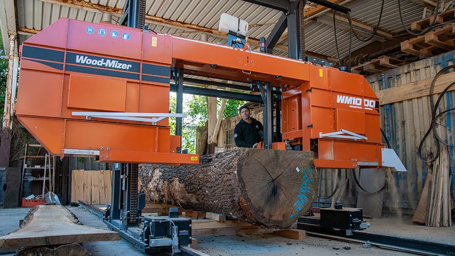The WM1000 sawmill is capable of cutting huge logs